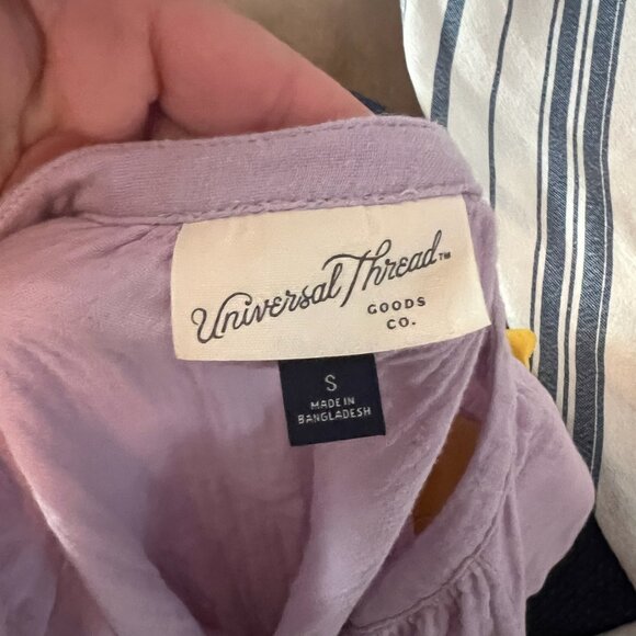 Universal Thread Ruffle Cap Sleeve Top - Picture 6 of 7